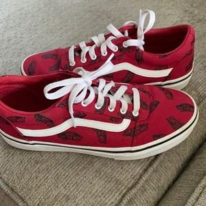 Youth vans size 5